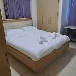 公寓 3 Bedroom Flat Near Center