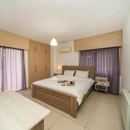 3 Bedroom Flat Near Center Lefkoşa