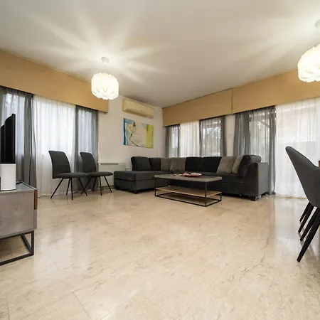 3 Bedroom Flat Near Center * Lefkoşa