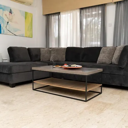 3 Bedroom Flat Near Center Daire Lefkoşa