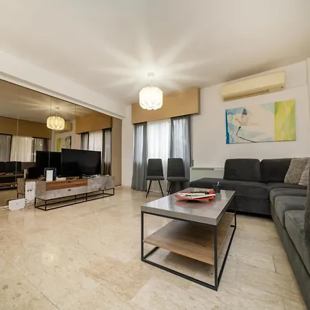 Daire 3 Bedroom Flat Near Center *