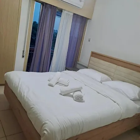 Апартаменты 3 Bedroom Flat Near Center Никосия