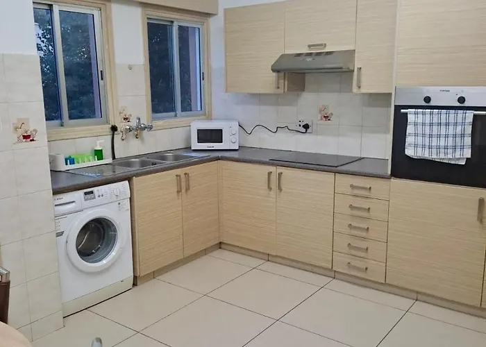 Апартаменты 3 Bedroom Flat Near Center Никосия