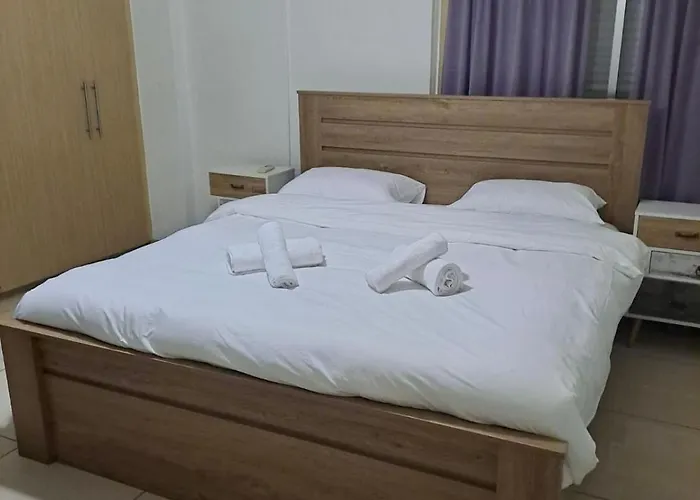 3 Bedroom Flat Near Center Апартаменты Никосия